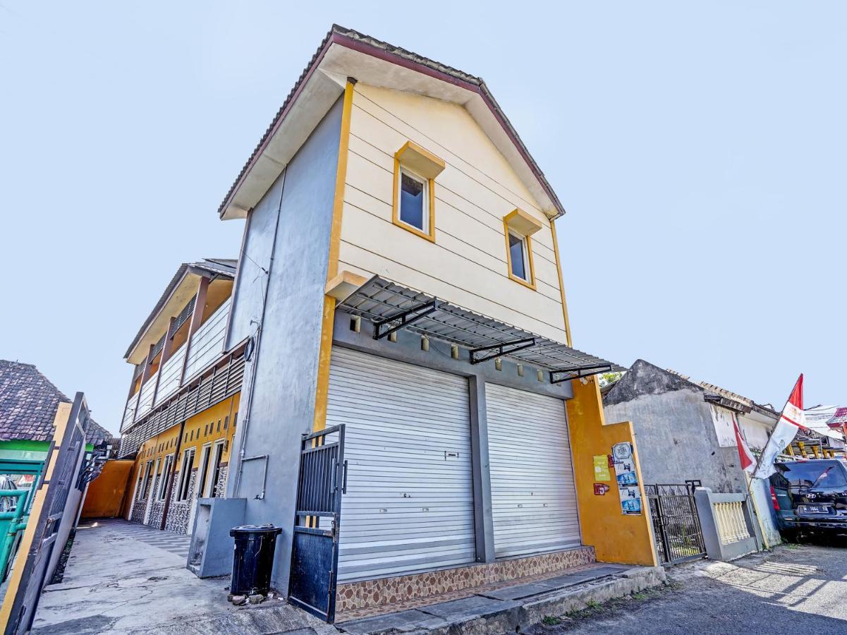 Hotel Spot On 91595 Sruni Syariah Gedangan Exterior foto