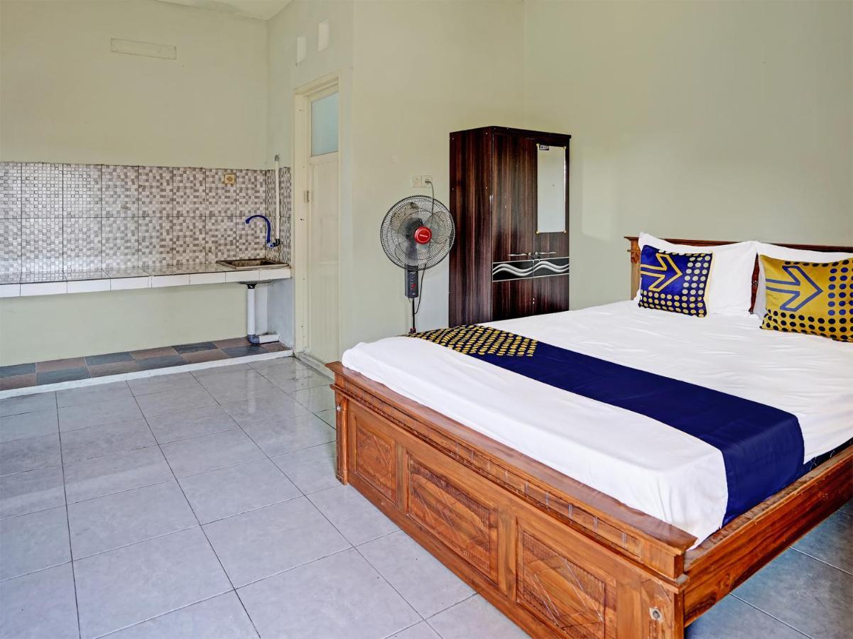 Hotel Spot On 91595 Sruni Syariah Gedangan Exterior foto